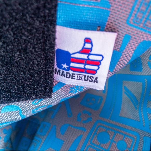 Rickshaw Large Zero Messenger Bag - Grey with Blue Inside - Picture 10 of 16